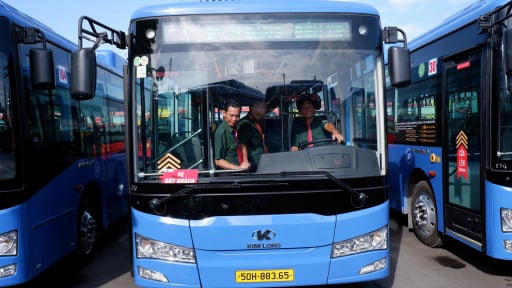 TP.HCM họp bàn lộ trình chuyển đổi xe buýt xanh: Nhiều lo ngại về chính sách, lộ trình
