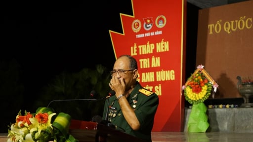 Thiếu tá Trần Ngọc Trung - Huyền thoại 'Xạ thủ B40 thiện chiến' là ai?
