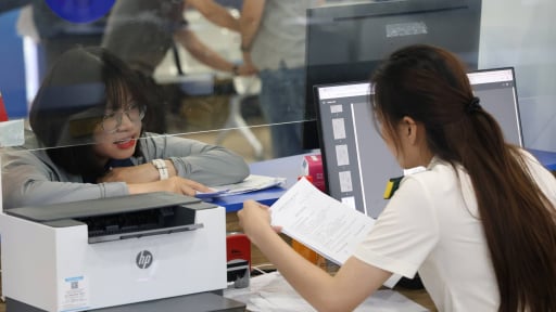 Chủ tịch Hà Nội: Xử lý nghiêm cán bộ lạm dụng yêu cầu người dân nộp bản sao có chứng thực