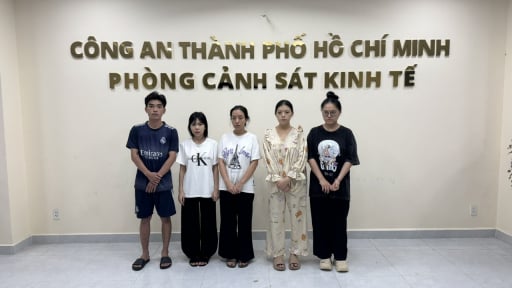 Mã hóa khí cười bằng tên “Happy”, “Happy Bottle”, thu lợi hơn 2,5 tỷ đồng, giám đốc cùng nhân viên quán VIBE bị bắt