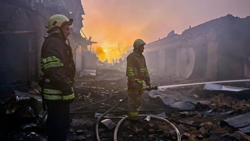 Nga tung 'đòn sấm sét' xuyên thủng lưới phòng không Ukraine, Kiev và nhiều khu vực chìm trong biển lửa