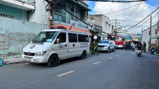 Chủ qu&aacute;n c&agrave; ph&ecirc; tử vong trong căn nh&agrave; ch&aacute;y ở TP.HCM