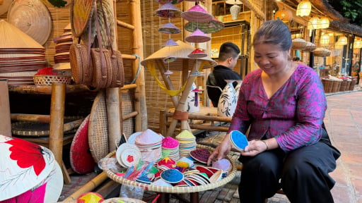 Bật m&iacute; kh&ocirc;ng gian văn h&oacute;a '0 đồng' cực cuốn đối diện Văn Miếu