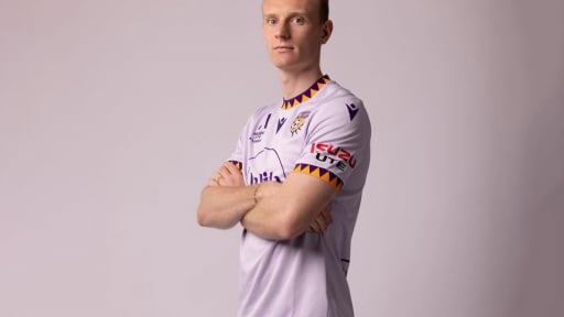 Tin tối 1/7: Cựu sao U23 Australia gia nhập H&agrave; Nội FC?