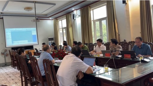 Sở D&acirc;n tộc v&agrave; T&ocirc;n gi&aacute;o tỉnh L&agrave;o Cai l&agrave;m việc với x&atilde; Bảo Thắng, th&aacute;o gỡ vướng mắc trong c&ocirc;ng t&aacute;c t&ocirc;n gi&aacute;o