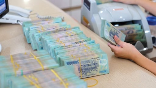 L&atilde;i suất huy động vẫn chưa hạ nhiệt: Mức 9% với kỳ hạn 6 th&aacute;ng xuất hiện tại nhiều ng&acirc;n h&agrave;ng