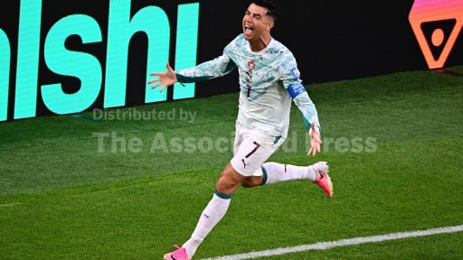&ldquo;X&eacute; lưới&rdquo; Croatia, Ronaldo thiết lập 2 kỷ lục mới ở World Cup