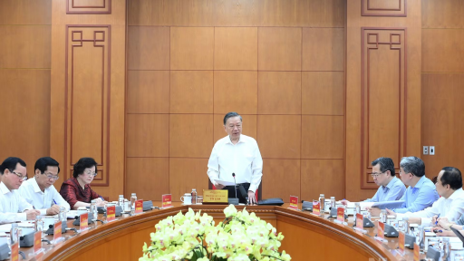 H&igrave;nh ảnh Tổng B&iacute; thư, Chủ tịch nước T&ocirc; L&acirc;m chủ tr&igrave; cuộc l&agrave;m việc về chất lượng nguồn lao động Việt Nam