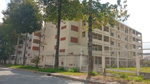 TP.HCM kiến nghị xếp dự &aacute;n nh&agrave; ở x&atilde; hội v&agrave;o diện cấp b&aacute;ch, th&aacute;o gỡ cơ chế để ph&aacute;t triển nh&agrave; ở cho thu&ecirc;