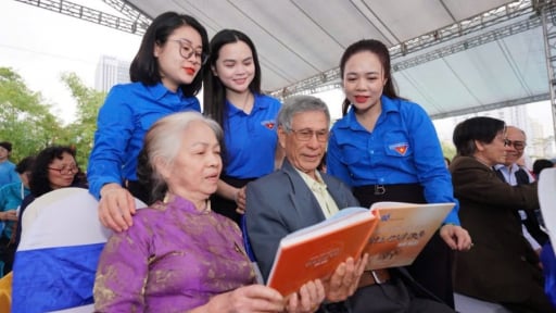Thanh ni&ecirc;n ti&ecirc;n phong chuyển đổi số: Động lực kiến tạo kỷ nguy&ecirc;n mới (b&agrave;i 2)