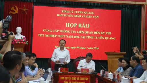 Vụ gian lận điểm thi To&aacute;n tốt nghiệp THPT tại Tuy&ecirc;n Quang: Sẽ xem x&eacute;t tr&aacute;ch nhiệm của c&aacute;c c&aacute; nh&acirc;n sau khi c&oacute; kết luận