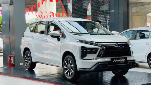 Mitsubishi Xpander giảm gi&aacute; kh&ocirc;ng &ldquo;phanh&rdquo;, rẻ như Toyota Vios trước &aacute;p lực VinFast Limo Green