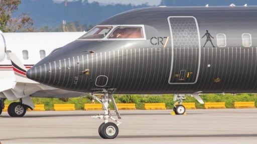 Si&ecirc;u chuy&ecirc;n cơ hơn 81 triệu USD của Ronaldo bay 18 tiếng xuy&ecirc;n lục địa kh&ocirc;ng cần tiếp nhi&ecirc;n liệu, nội thất chuẩn 5 sao
