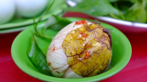 Trứng vịt lộn hỗ trợ cải thiện yếu sinh l&yacute;: Thực hư ra sao?