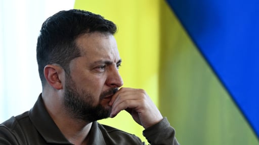 'Rất nhiều người thương vong, thiệt hại v&ocirc; c&ugrave;ng lớn': &Ocirc;ng Zelensky tiết lộ sốc về vụ nổ kinh ho&agrave;ng r&uacute;ng động Kiev