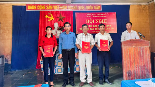 S&aacute;p nhập th&ocirc;n ở Quảng Trị, v&ugrave;ng đất c&oacute; Trường THPT L&ecirc; Trực c&ocirc;ng bố nh&acirc;n sự ở c&aacute;c th&ocirc;n mới