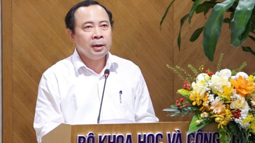 Hiện thực h&oacute;a Nghị quyết 57: Đề xuất hỗ trợ 50% l&atilde;i suất vay để doanh nghiệp mạnh dạn đổi mới c&ocirc;ng nghệ