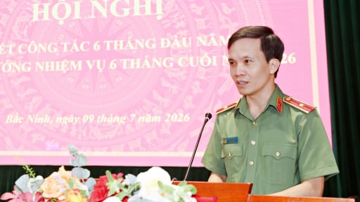 Lấy &yacute; kiến Nh&acirc;n d&acirc;n việc khen thưởng với Thiếu tướng B&ugrave;i Duy Hưng, Gi&aacute;m đốc C&ocirc;ng an tỉnh Bắc Ninh