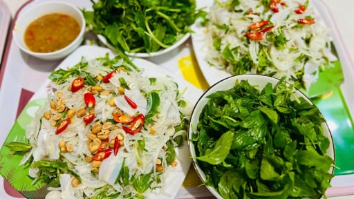 Loại c&aacute; b&eacute; t&iacute; ti, trắng trong, kh&ocirc;ng tanh, &iacute;t chất b&eacute;o tốt cho tim mạch, dễ ti&ecirc;u ho&aacute;, phi l&ecirc; l&agrave;m gỏi cực ngon