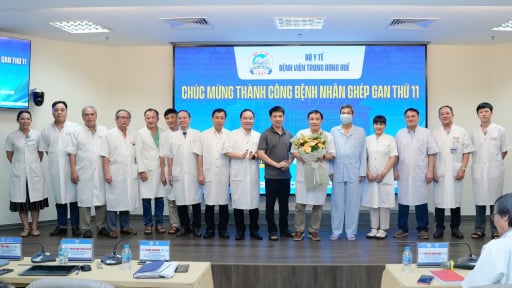 Người đ&agrave;n &ocirc;ng xơ gan giai đoạn cuối hồi sinh sau ca gh&eacute;p gan tại Bệnh viện Trung ương Huế