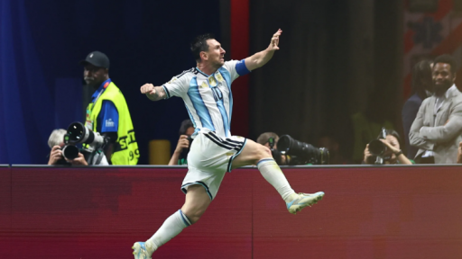 Kylian Mbappe đ&atilde; chững lại, thời cơ v&agrave;ng b&acirc;y giờ đến với Lionel Messi
