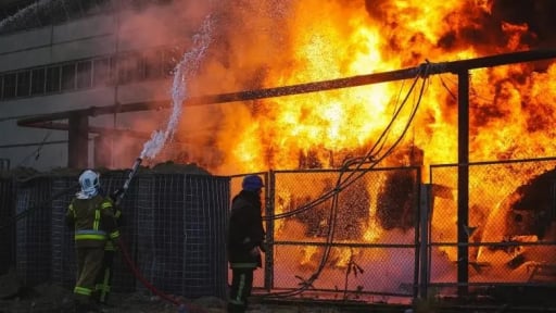 T&ecirc;n lửa Nga lao tới 'x&eacute; toạc' Kiev trong chớp mắt, Ukraine b&aacute;o động đỏ về điểm yếu ch&iacute; mạng