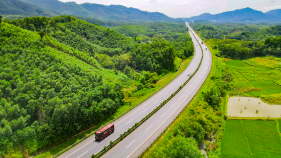 Cần cam kết năng lực của VEC khi mở rộng cao tốc Nội Bài - Lào Cai