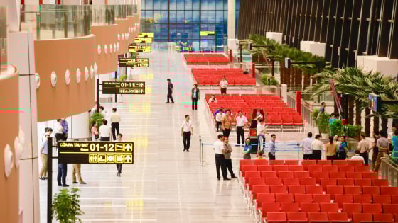 Hội Đồng kiểm tra Nhà nước lên tiếng về Nhà ga T3 sân bay Tân Sơn Nhất bị rò rỉ nước