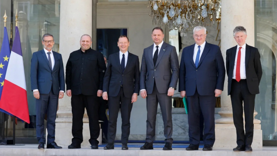 Phái đoàn cấp cao Ukraine đến Paris đàm phán với quan chức châu Âu và Mỹ