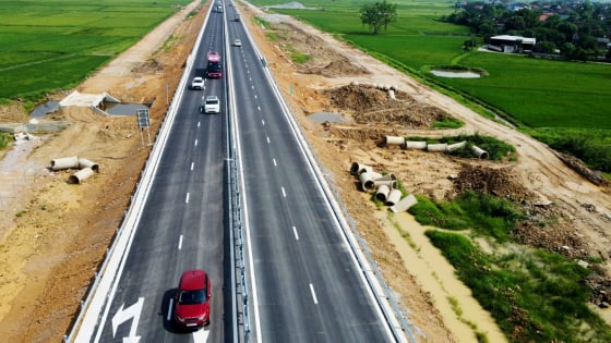 Dự án mở rộng tuyến cao tốc Bắc - Nam phía Đông: Thủ tướng giao Bộ Xây dựng phối hợp với tập đoàn Đèo Cả