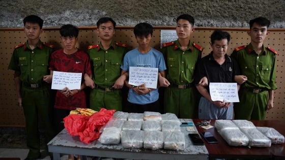 Điện Biên: Bắt giữ 3 đối tượng vận chuyển 100 nghìn viên ma túy tổng hợp
