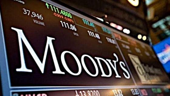Giữa 'bão' thuế quan Mỹ, Moody's vẫn 'neo' triển vọng ổn định cho ngân hàng Việt 