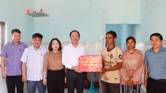 'Xóa nhà tạm, dựng niềm tin' ở Bình Định: Cuộc 'chạy đua' vì người nghèo 