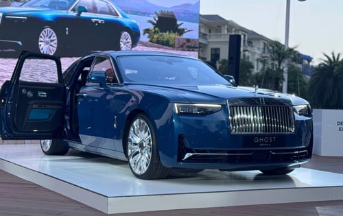 Hàng loạt mẫu xe xăng sắp dừng bán