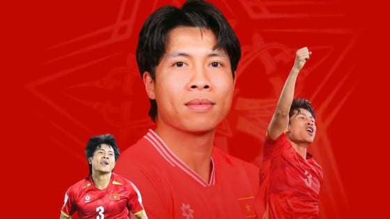 HLV Kim Sang-sik triệu tập “cơn lốc đường biên” đấu M.U