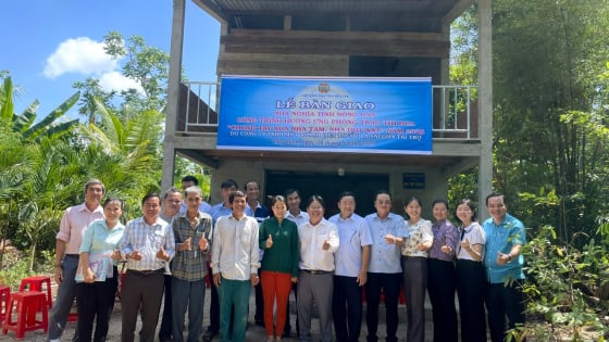 Hội Nông dân tỉnh Bến Tre vận động xây dựng được 15 căn nhà 'Nghĩa tình nông dân' cho hội viên có hoàn cảnh khó khăn
