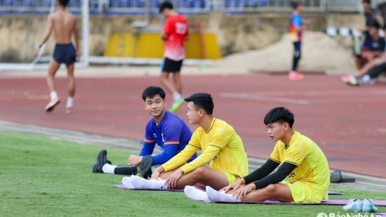 Thủ môn số 1 chấn thương, SLNA chọn ai thay thế?