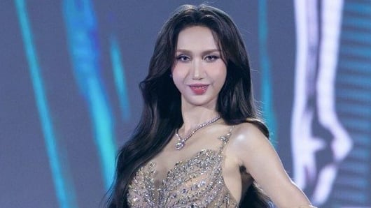 Lynk Lee xin lỗi vì trượt Top 3 Hoa hậu chuyển giới Việt Nam