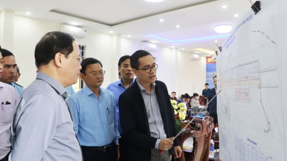 Đường băng chiến lược 'chạy nước rút' trước tháng 8, lãnh đạo Bình Định chỉ đạo 'nóng' làm việc với đơn vị quân sự và ACV