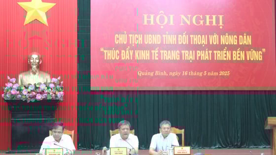 Trước khi sáp nhập tỉnh Quảng Trị, nông dân Quảng Bình tham gia đối thoại với Chủ tịch UBND tỉnh