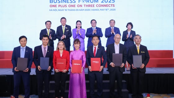 Thủ tướng Việt Nam và Thái Lan chứng kiến thỏa thuận chuyển giao 50 tàu bay Boeing cho Vietjet Thái Lan