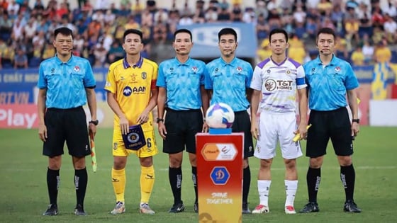 Hà Nội FC gửi công văn tố bị trọng tài xử ép tại sân Vinh