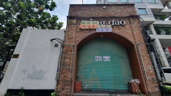 Phòng trà Đồng Dao nổi đình nổi đám tại Sài Gòn đóng cửa, trả mặt bằng