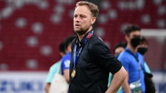 HLV Polking đã đưa ra quyết định sai lầm khiến CLB CAHN thua ngược Buriram United?
