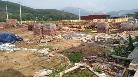 Giá cát tăng phi mã, người dân, nhà thầu lao đao