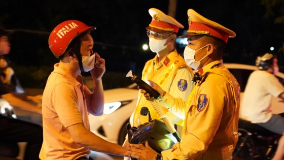 Thẩm quyền xử phạt vi phạm giao thông của chủ tịch UBND các cấp năm 2025