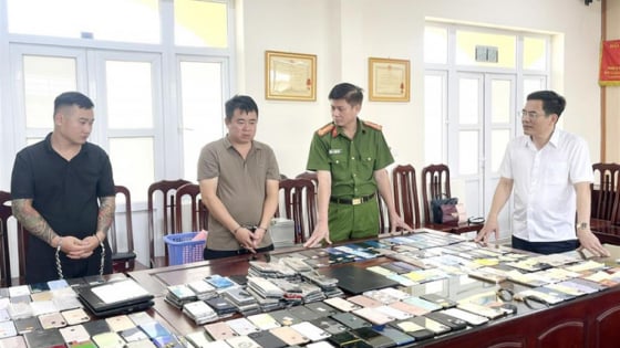 Triệt phá ổ nhóm trộm cắp hơn 300 điện thoại của người dân tại chùa Tam Chúc