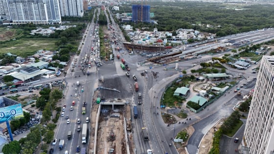 Hầm chui đầu tiên của nút giao An Phú hoàn thiện cơ bản, dự kiến thông xe cuối tháng 6