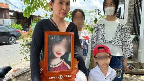 Cơ quan điều tra VKSND Tối cao làm việc với mẹ của nữ sinh tử vong do tai nạn giao thông ở Vĩnh Long