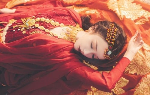 Tân hôn chưa kịp động phòng, công chúa nhà Đường bị phò mã... chém đầu tế cờ